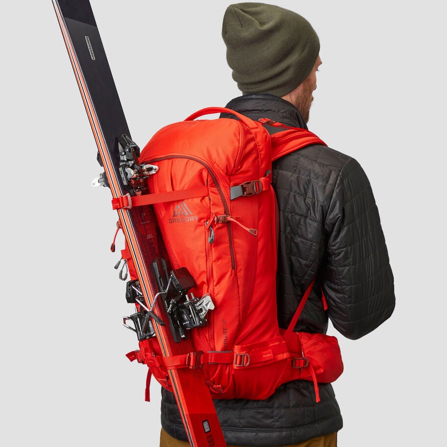 Targhee 32 in the color Gamma Red. image number 6