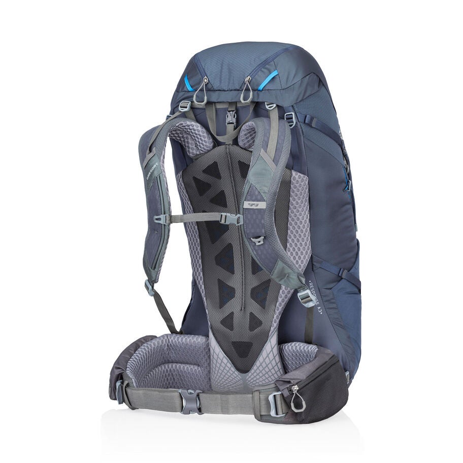 Baltoro 65 in the color Outlet | Dusk Blue. image number 1
