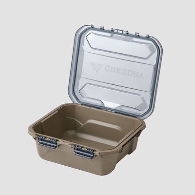 Alpaca Gear Box 25 in the color Mirage Tan.