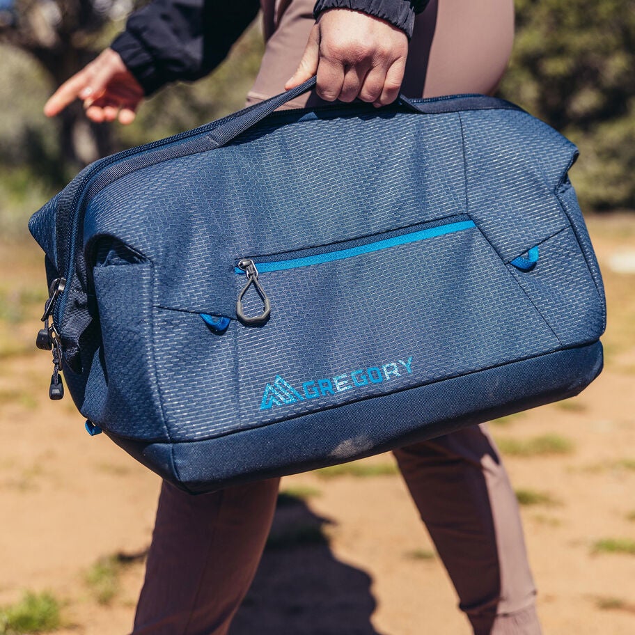 Alpaca Wide-Mouth Case 25 in the color Outlet | Slate Blue. image number 6