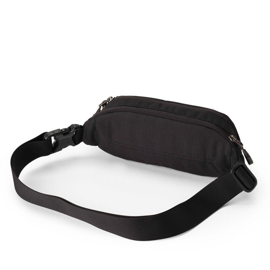 Rhune Belt Bag in the color Techno Granite. image number 1
