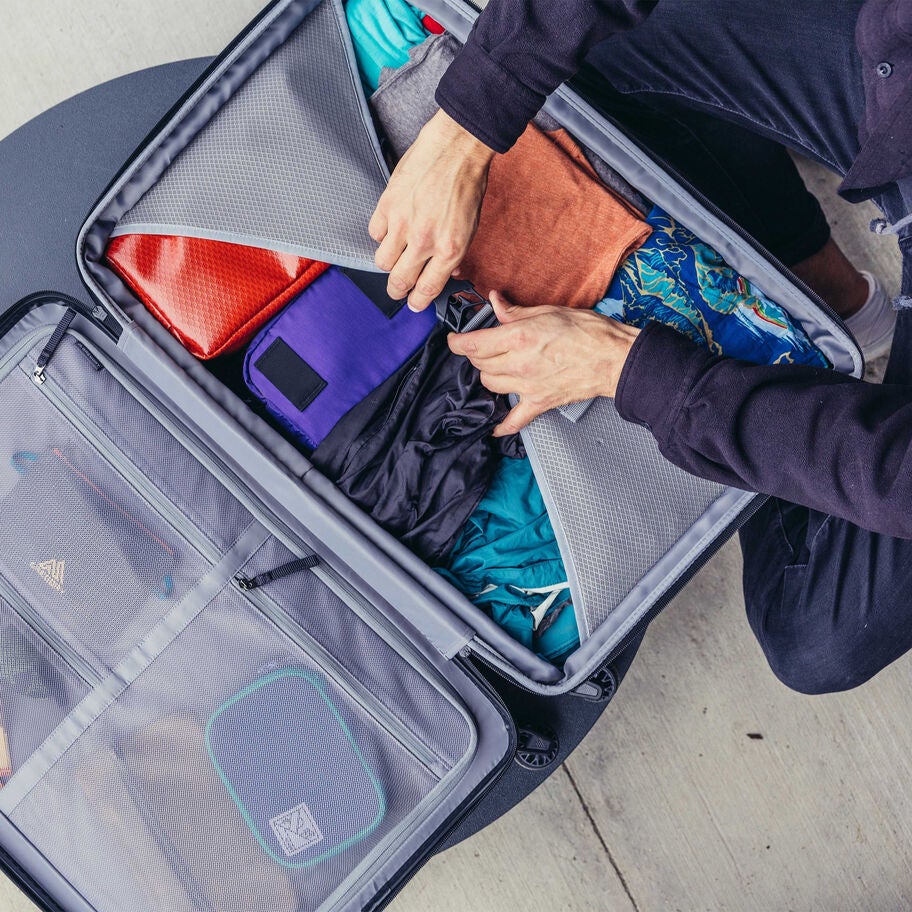 Quadro Pro Hardcase 28" in the color Optic Black. image number 5