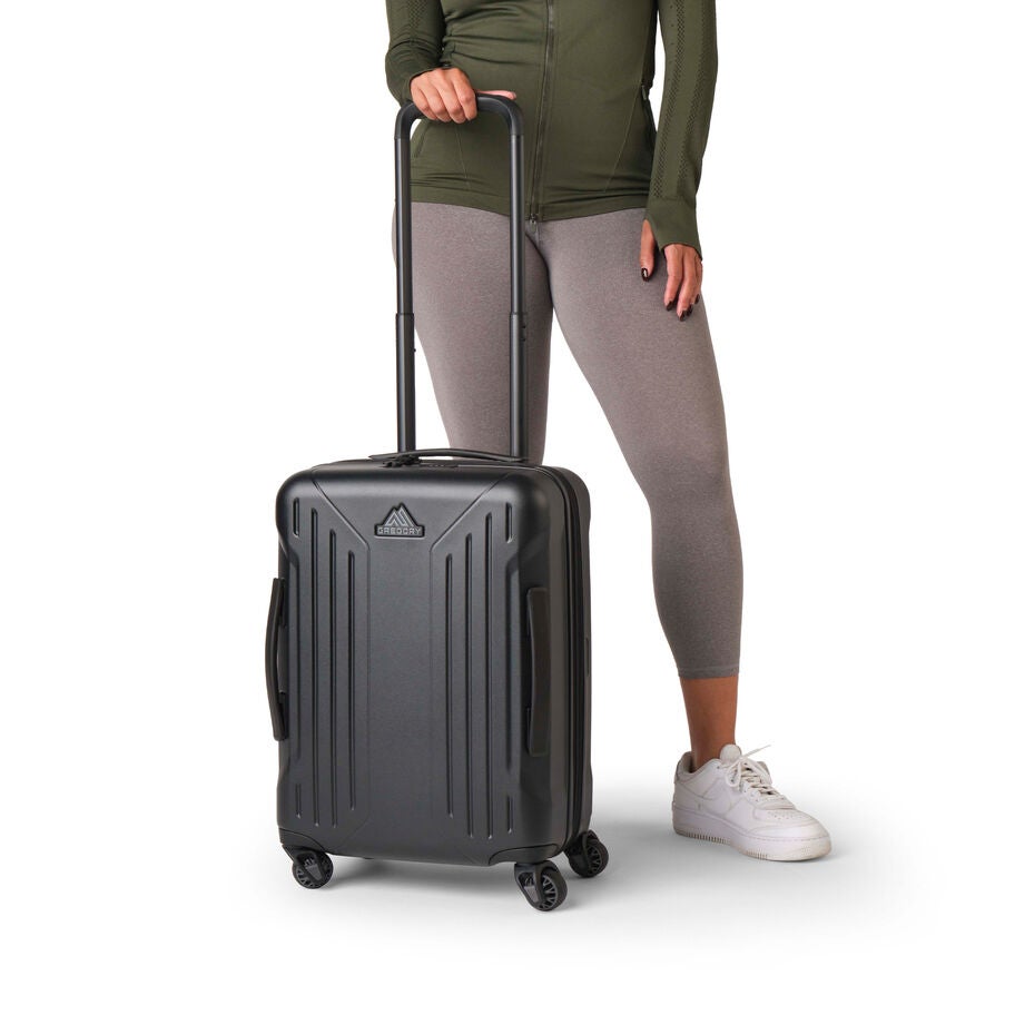 Quadro Pro Hardcase 22" in the color Optic Black. image number 2