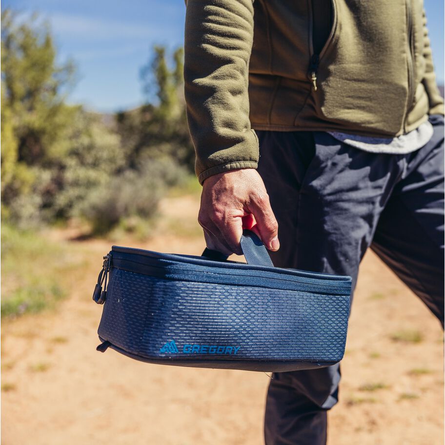 Alpaca Gear Pod 2 Pack in the color Nomad Green. image number 10