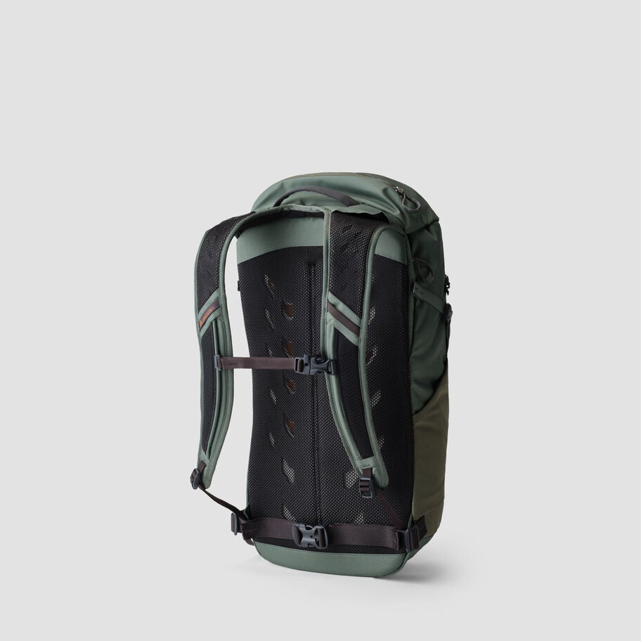 Nano 28 in the color Terrain Green. image number 1