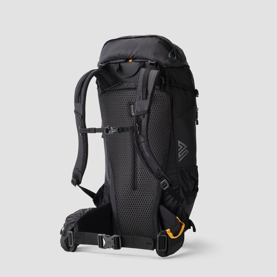 Alpinisto 50 in the color Summit Black. image number 1