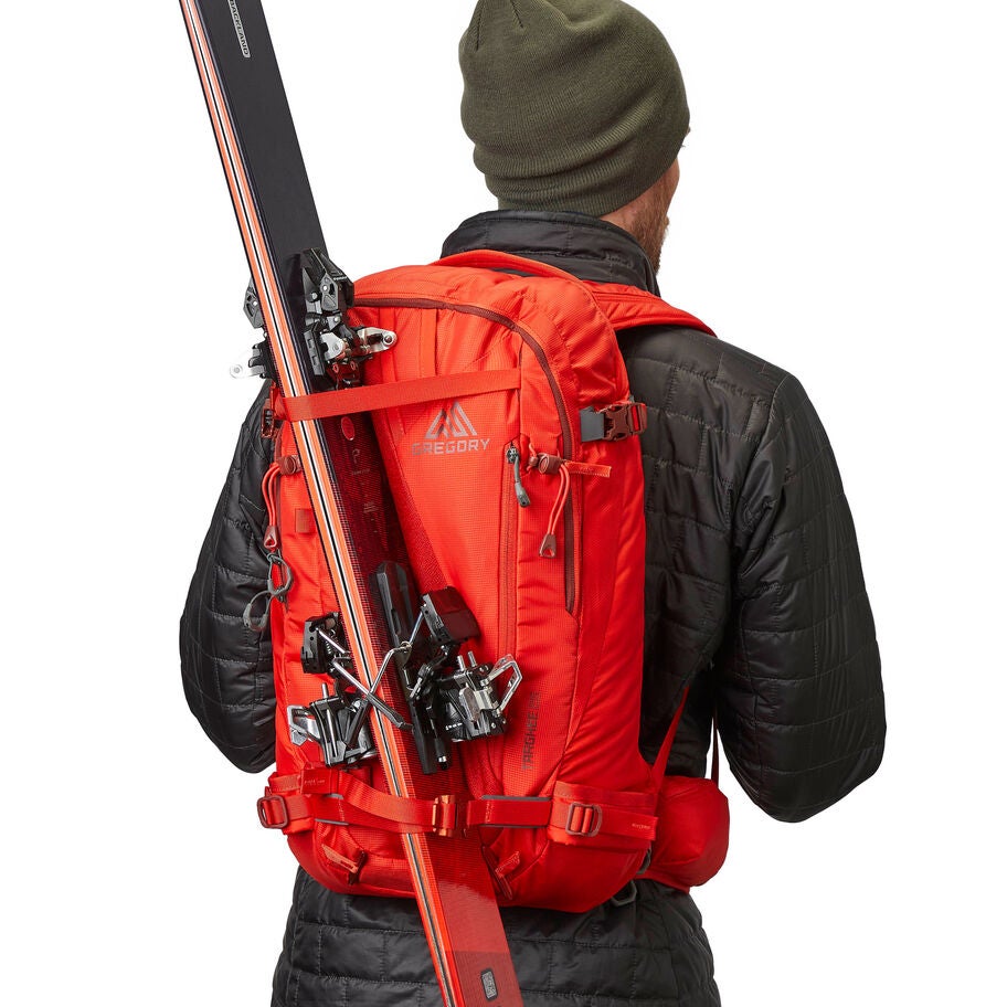 Targhee 26 in the color Gamma Red. image number 6