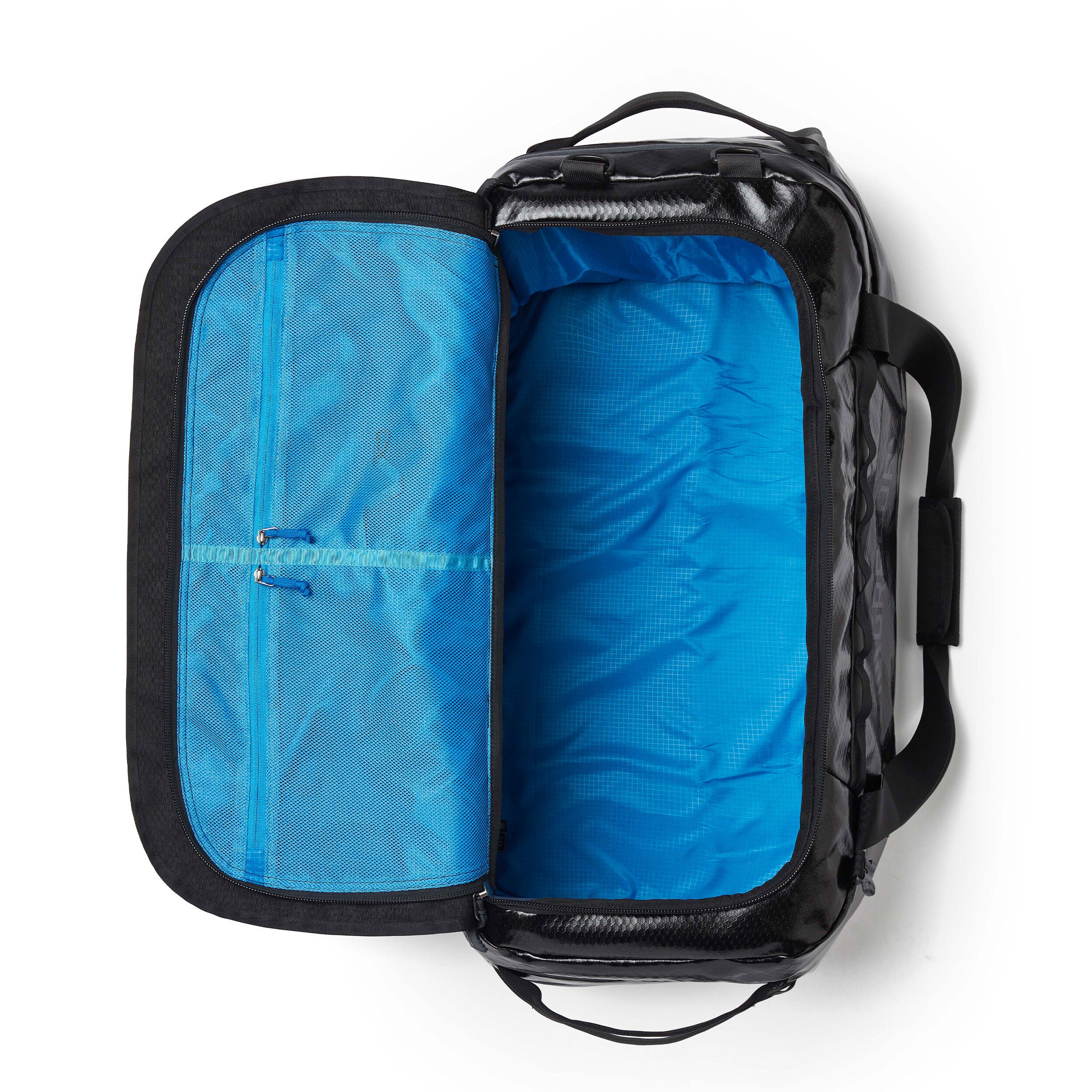 Alpaca 100 Duffel in the color Obsidian Black. image number 2