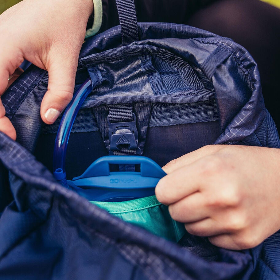 Amber 34 in the color Lichen Green. image number 3