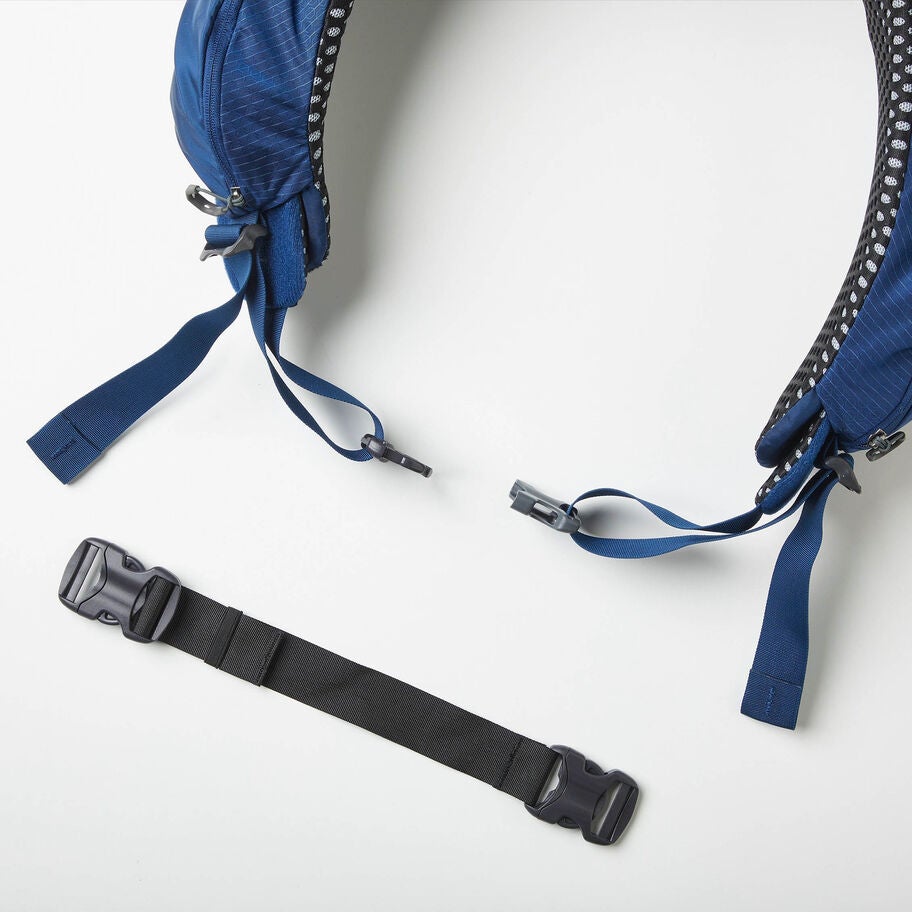 Hipbelt Extender - 1.5 in / 38mm in the color Charcoal. image number 1