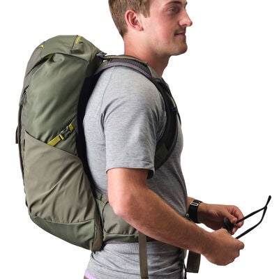 Zulu 28 LT in the color .