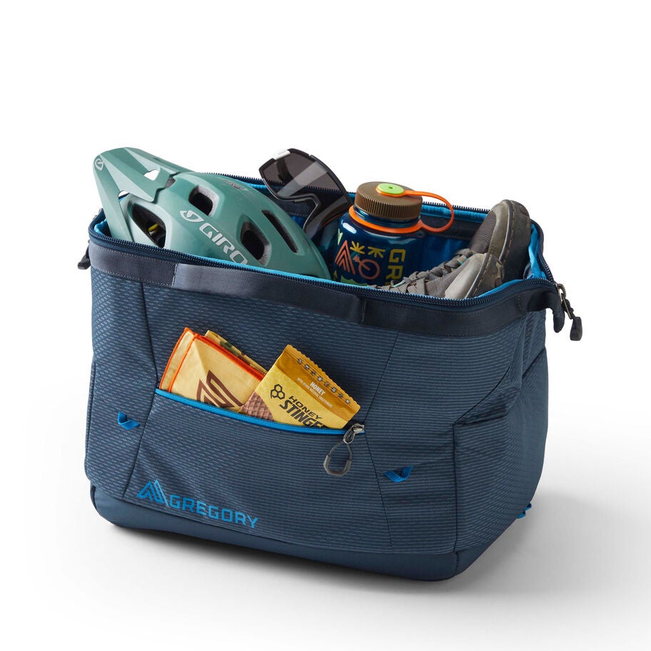 Alpaca Wide-Mouth Case 25 in the color Outlet | Slate Blue. image number 3