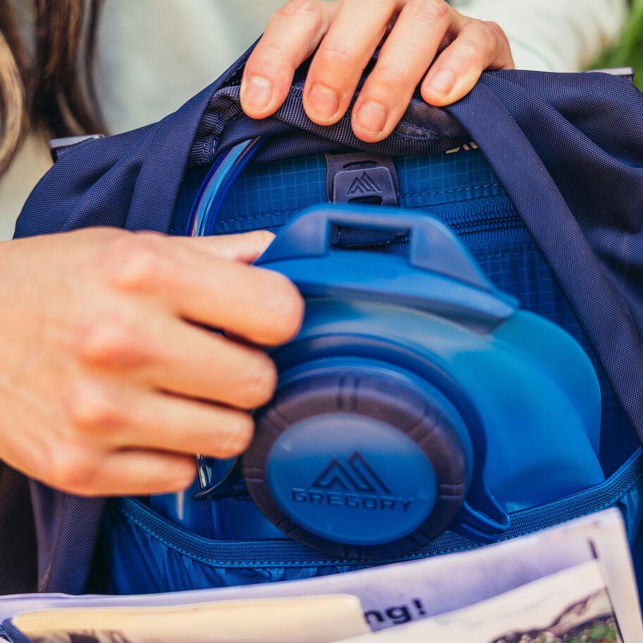 Jade 20 LT in the color Midnight Navy. image number 3