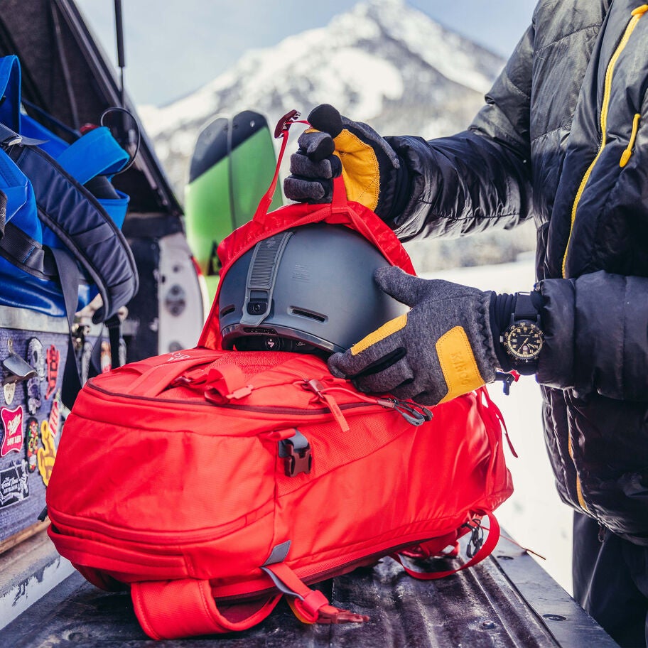 Targhee 26 in the color Gamma Red. image number 5