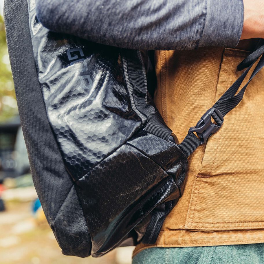 Alpaca 40 in the color Slate Blue. image number 5