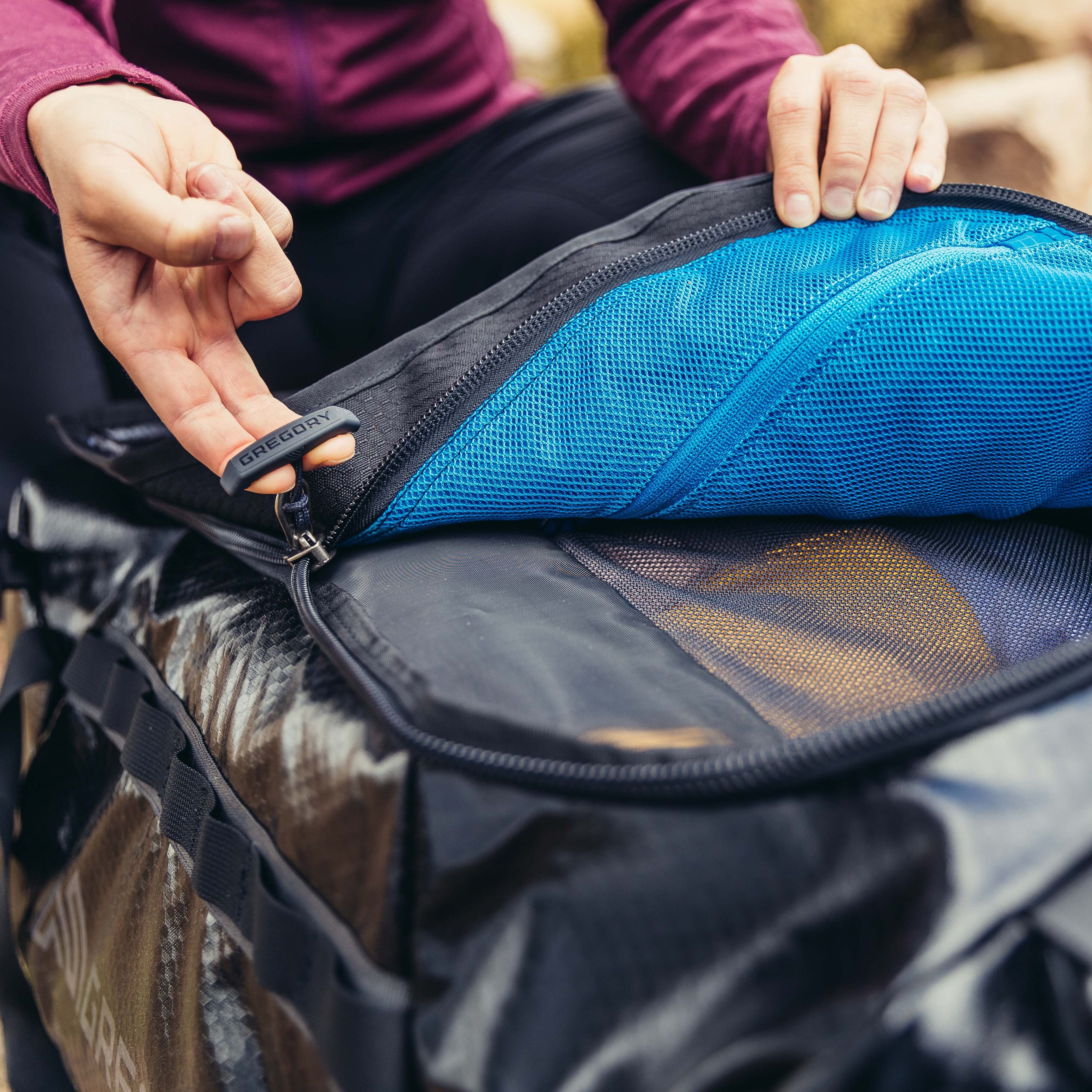 Alpaca 100 Duffel in the color Obsidian Black. image number 8